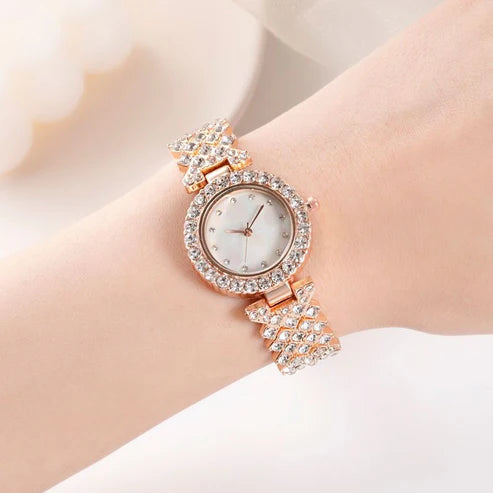 Women’s Fashion Quartz Watch – Minimalist Design with Diamond Accents & Alloy Strap
