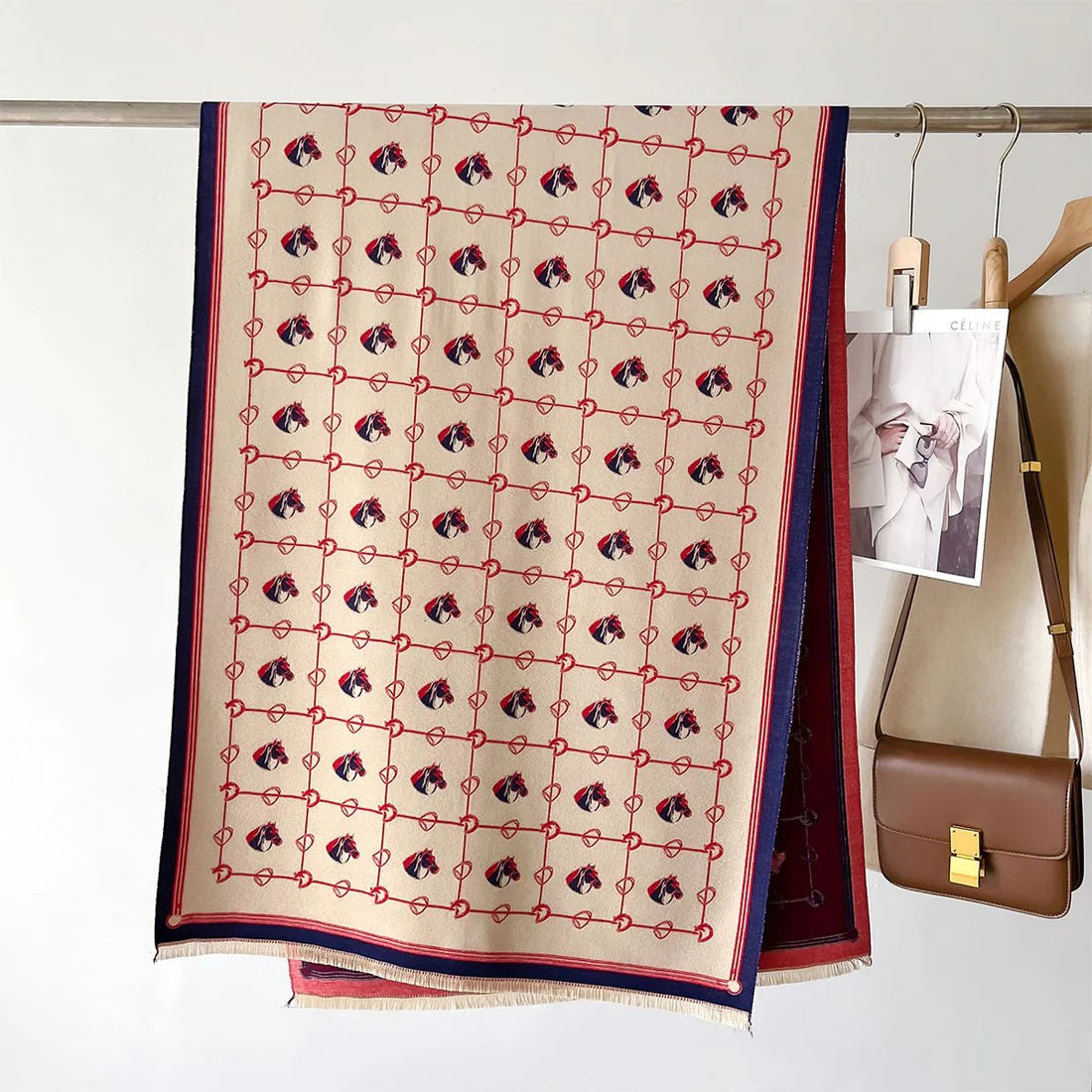Mid-Length Scarf – Soft Cashmere-Like Feel & Winter Warmth