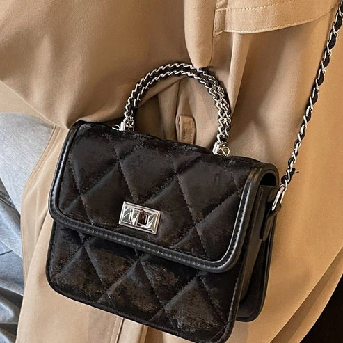 Women's Diamond Chain Messenger Bag – Elegant Portable Shoulder Purse