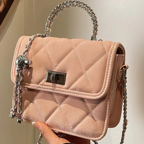Women's Diamond Chain Messenger Bag – Elegant Portable Shoulder Purse